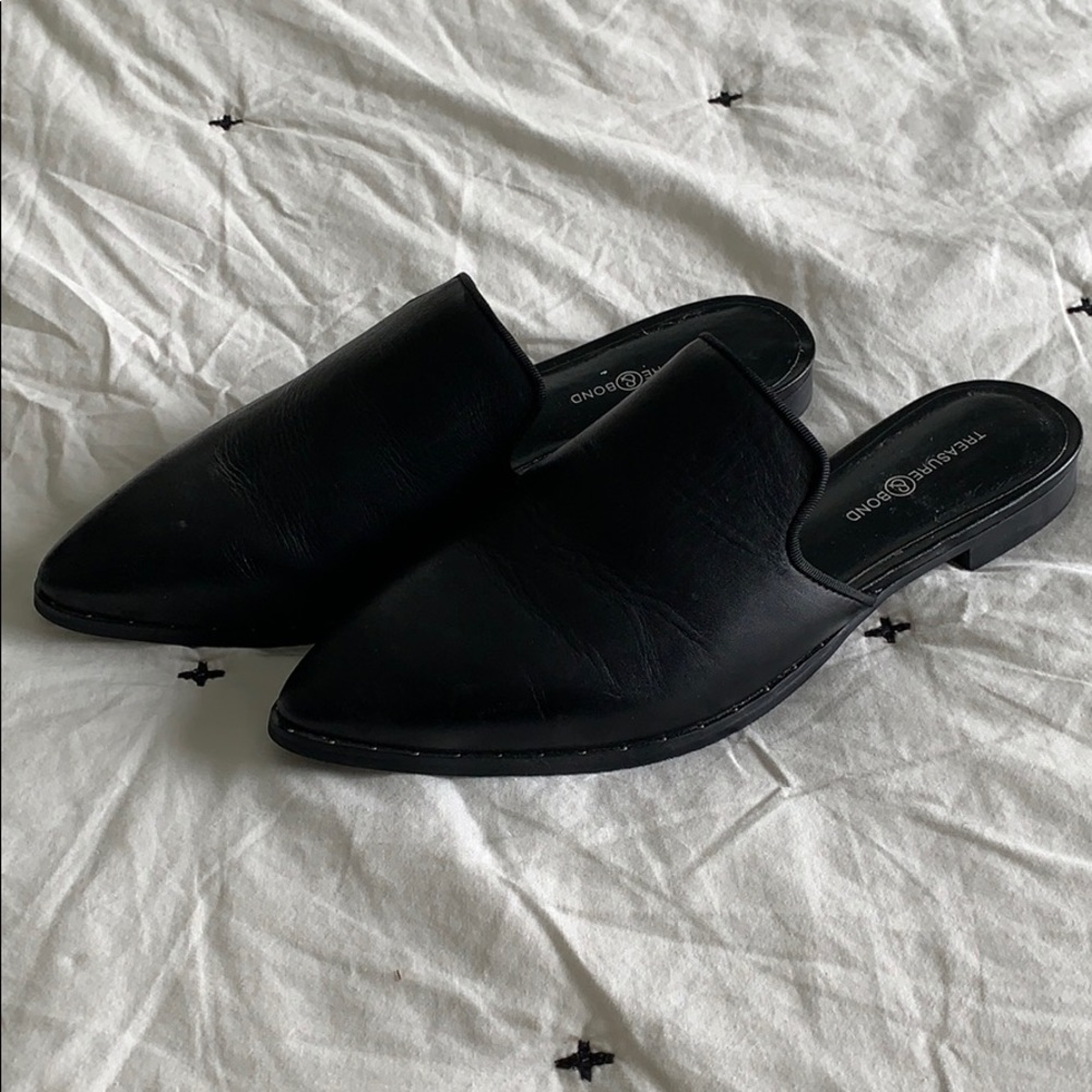 6.5 treasure and bond mules, never worn